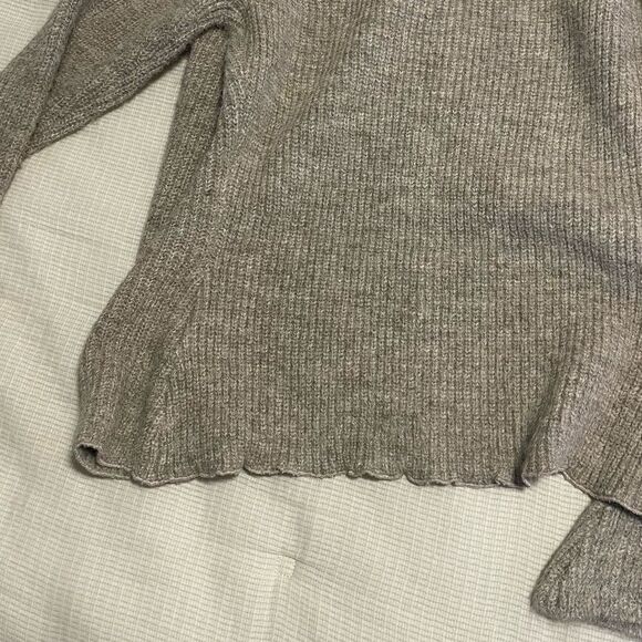 NWT Commense Oatmeal cardigan with lettuce, trim, and bell sleeves, XS - Picture 5 of 6